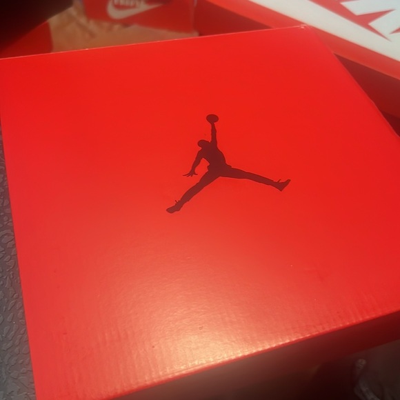 Jordan 3 Retro SE Unite Fire Red - Picture 6 of 6